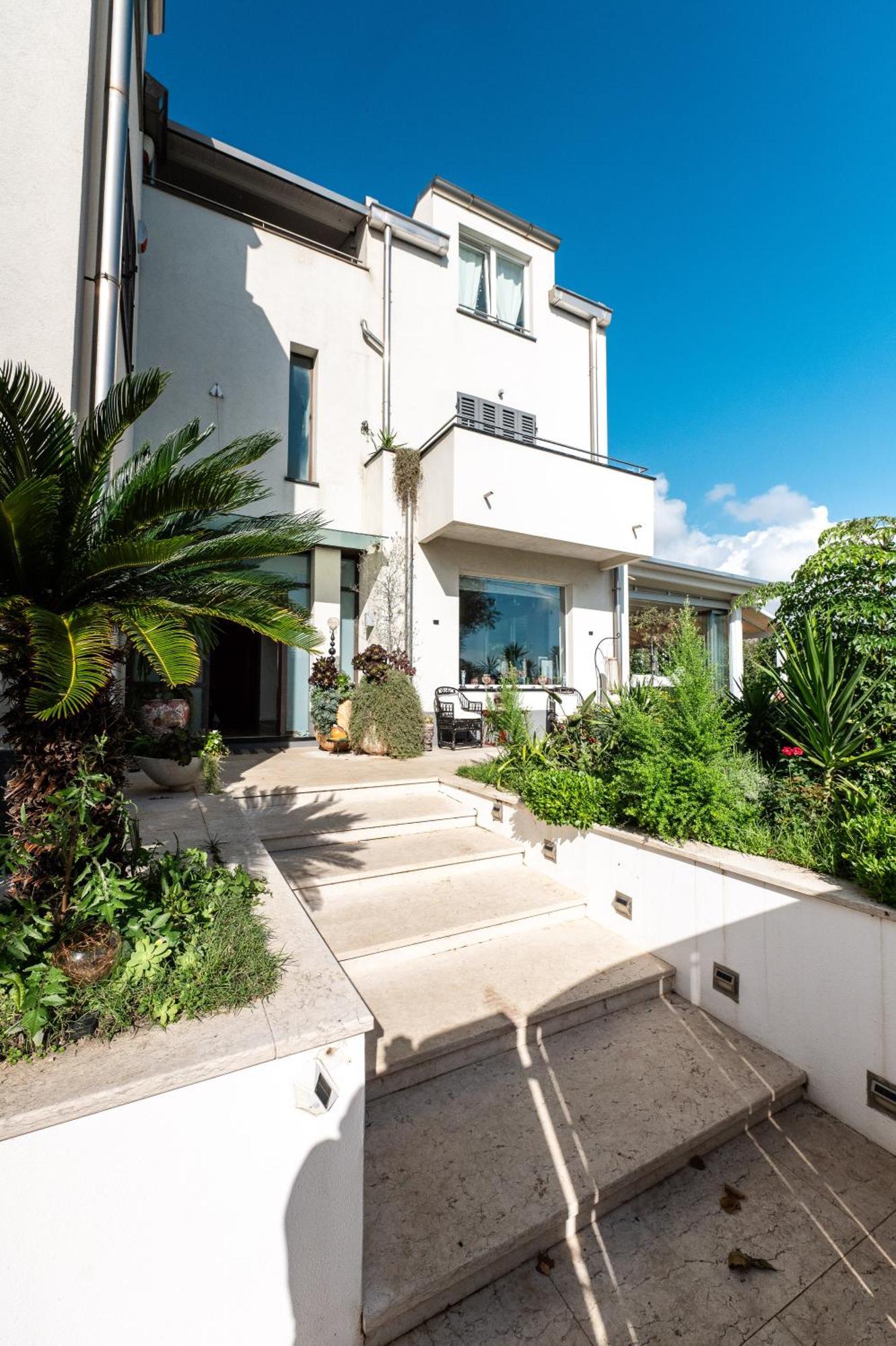 Villa Verney Albisola Superiore Exterior foto
